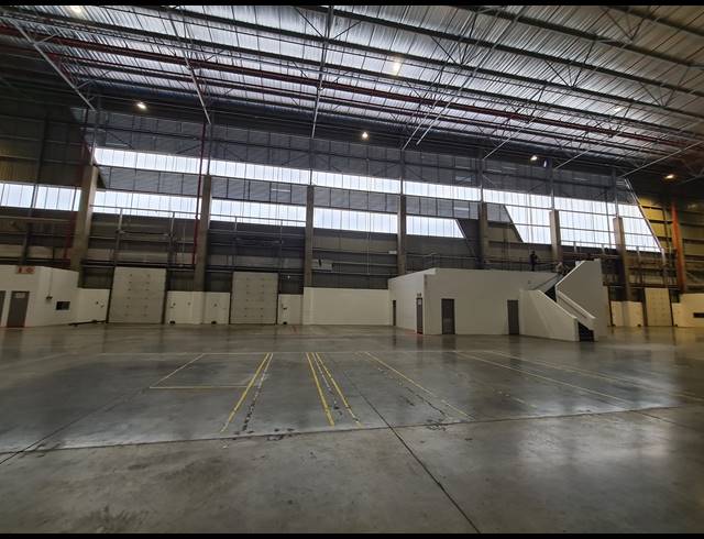 8,124M² WAREHOUSE TO LET IN HALFWAY GARDENS
